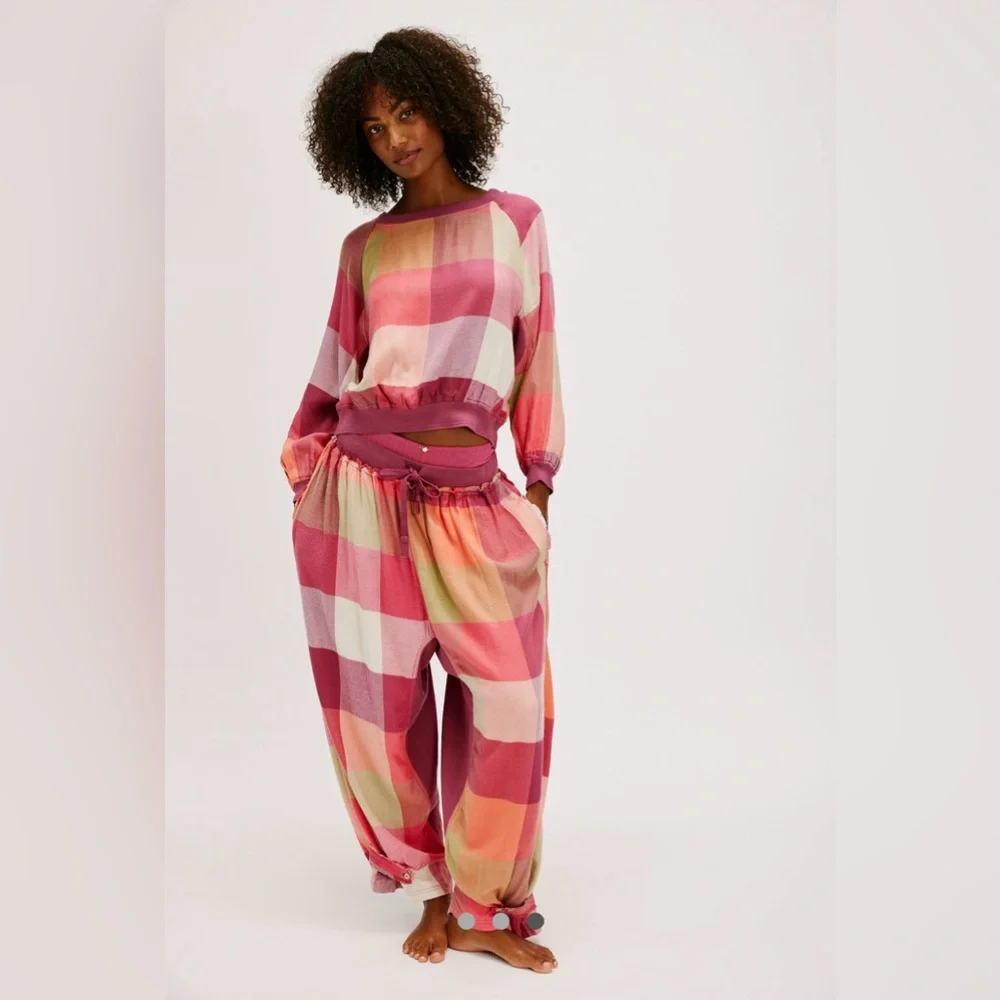Free People Pink and Cream Pajama Pants - Picture 5 of 12